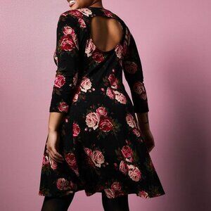 Torrid x Betsey Johnson Floral Skater Dress Back Cutout Black Roses Plus 3x